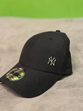 Gorra New Era NY Negra Ajustable