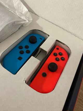Nintendo Switch Azul y Rojo