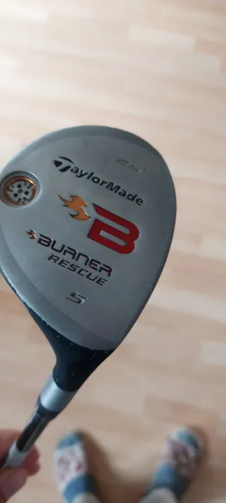 Hybrids de Golf TaylorMade y Titleist