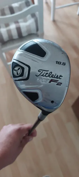 Hybrids de Golf TaylorMade y Titleist