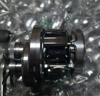 Shimano Calcutta Conquest DC 201HG