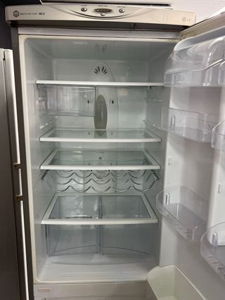 Nevera LG No Frost 1,88m x 60cm