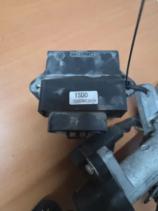 Cerradura y Centralita Yamaha Xmax 400 (2014)