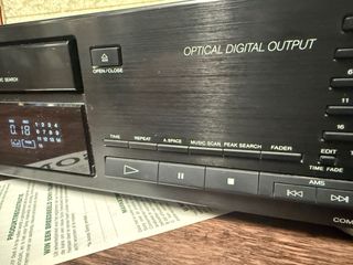 Lettore CD Sony CDP-M72 OPTICAL DIGITAL OUTPUT