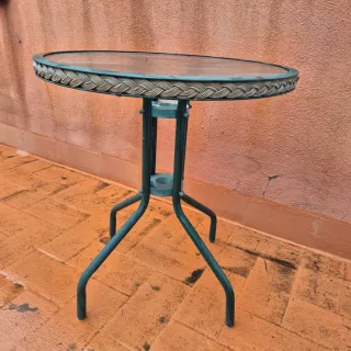 Mesita redonda terraza cristal y metal