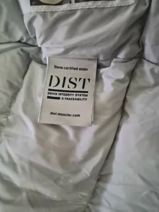 Abrigo corto Moncler gris claro
