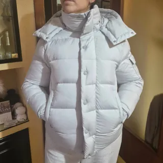 Abrigo corto Moncler gris claro