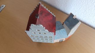 Trenes H0.Casa múltiple H0 Iluminada. Ambientación