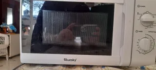 Microondas Bluesky 700W