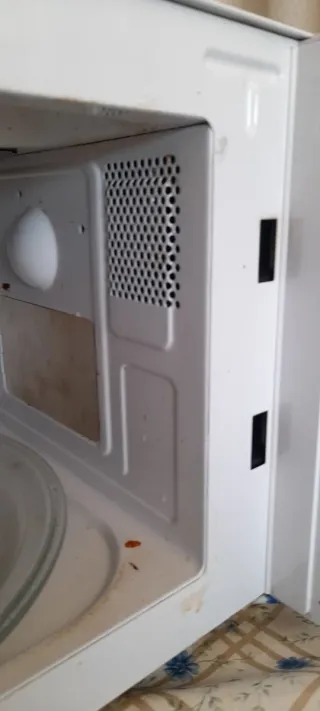 Microondas Bluesky 700W