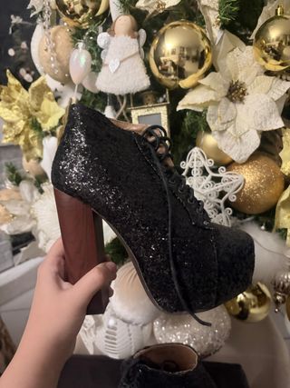Scarpe con tacco alto e strass