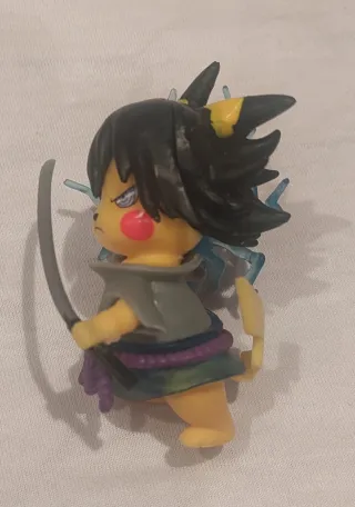 Figura Pikachu Sasuke