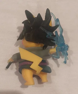 Figura Pikachu Sasuke