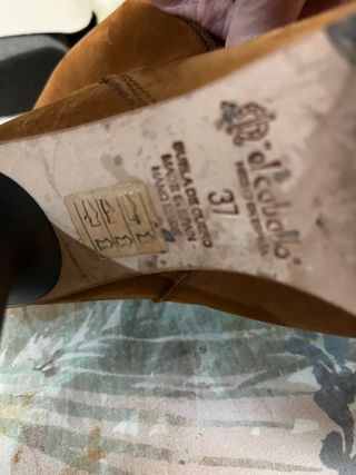 Botas de tacón marrón