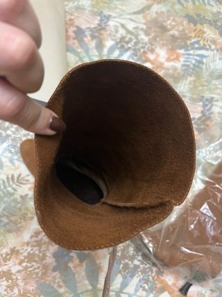 Botas de tacón marrón