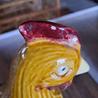 Huevera de porcelana gallina