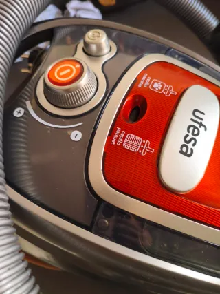 Aspirador Ufesa Optima