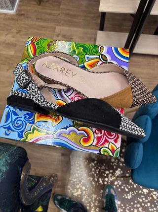 Zapatos destalonados AZAREY pata de gallo