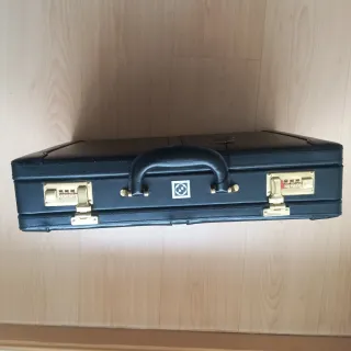 Maletín ejecutivo vintage negro y beige