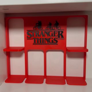 Expositor Stranger Things McDonald's Rojo