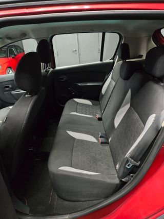 Dacia Sandero STEPWAY 2015