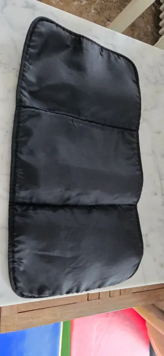 Cambiador portátil Skip Hop negro