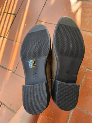 Zapatos bajos de cordones NUEVOS