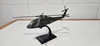 Maquetas de Helicópteros civiles y militares