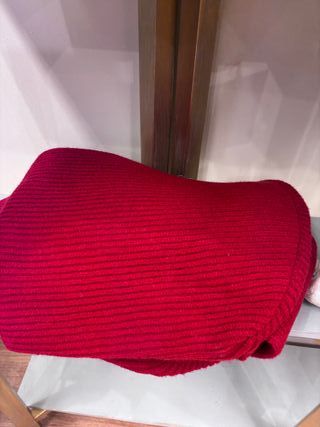 Capucha con bufanda de lana Compañia Fantastica