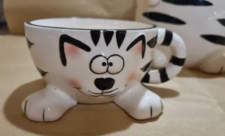 Biscottiera gatto in ceramica con due tazze gatto