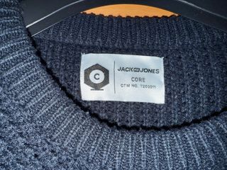 Jersey azul y gris Talla M Dos jerseys por 15€