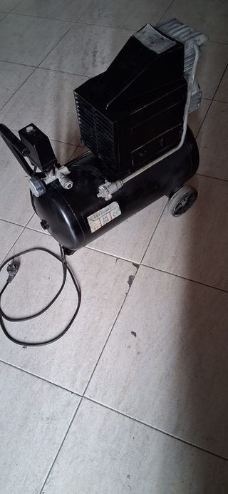 Se vende compresor