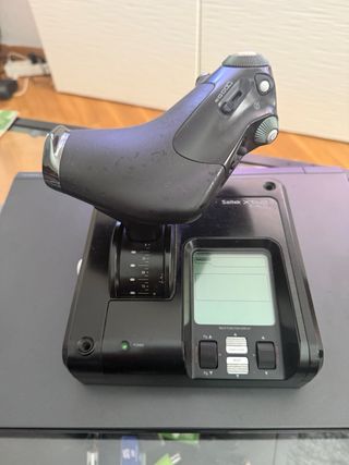 Hotas Saitek X52 PRO Negro