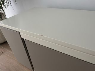 Mueble de salón beige y gris