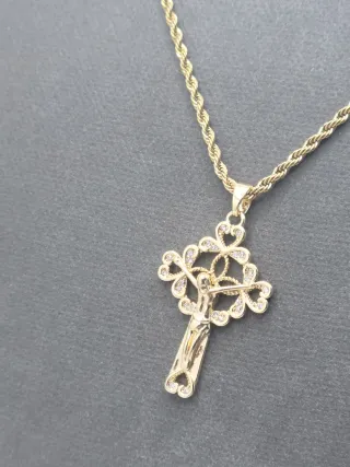 Colgante Cruz Chapado Oro Acero Quirúrgico