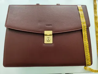 Maletín de piel corinto nuevo