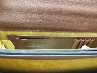 Maletín de piel corinto nuevo