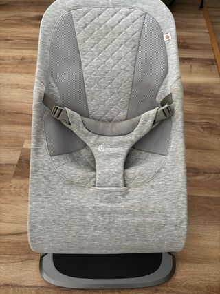 Hamaca Ergobaby gris claro
