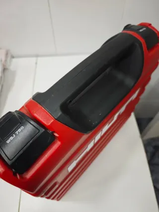 Caladora Hilti WSJ 750-ET