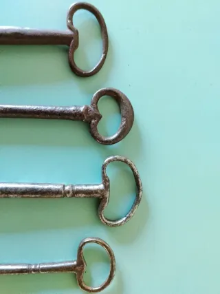 Set 4 Chiavi Antiche epoca metà 700