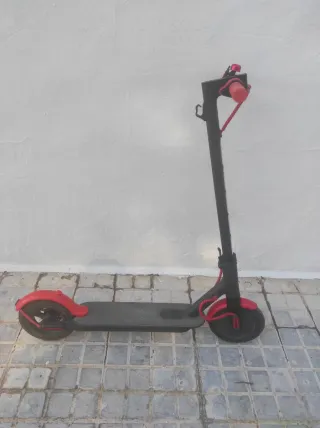Patinete Eléctrico Xiaomi M365 Negro/Rojo