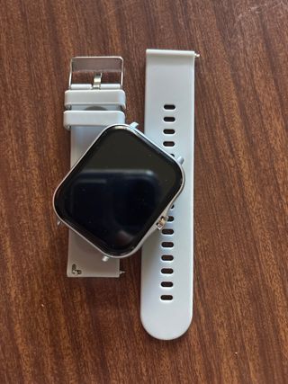 Reloj Digital Gris y Plateado