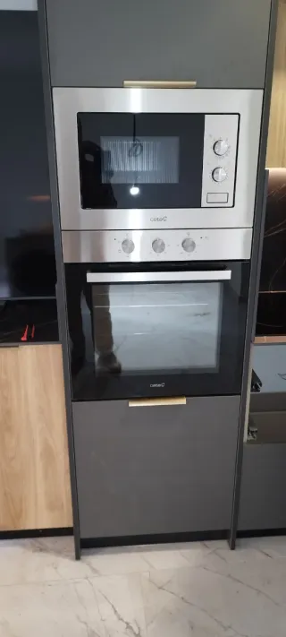 Horno y Microondas Cata