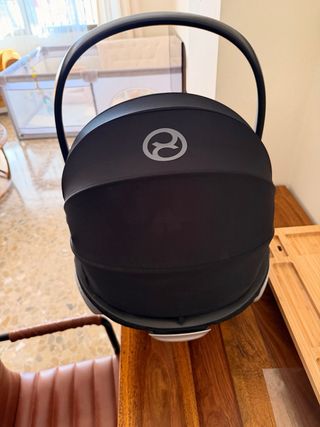 Silla de coche CYBEX huevo negro