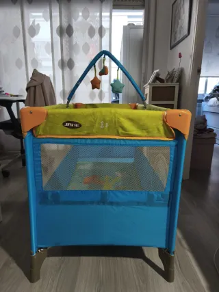Cuna de viaje Jane + colchón de regalo