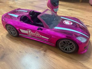 Coche Barbie teledirigido rosa