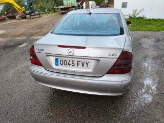 Mercedes-Benz Clase E 2005