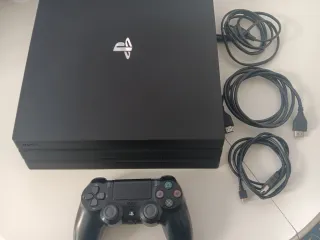Ps4 Pro 1TB Negra + Mando y Cables