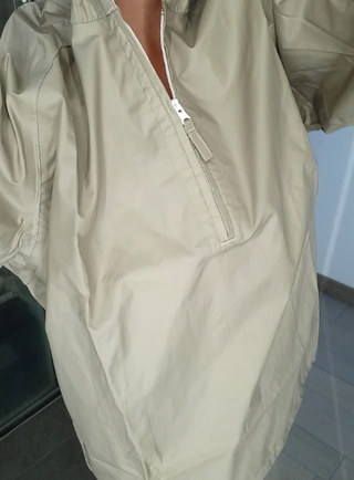 Chubasquero Quechua Beige Talla S Nuevo