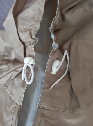 Chubasquero Quechua Beige Talla S Nuevo